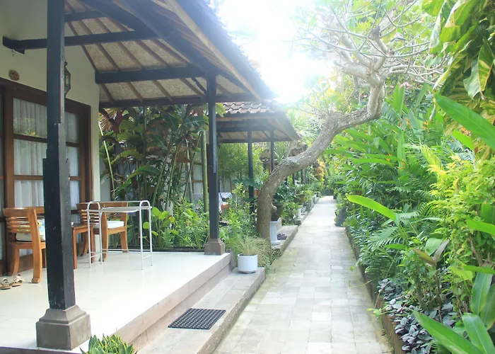 Bali Santi Candidasa